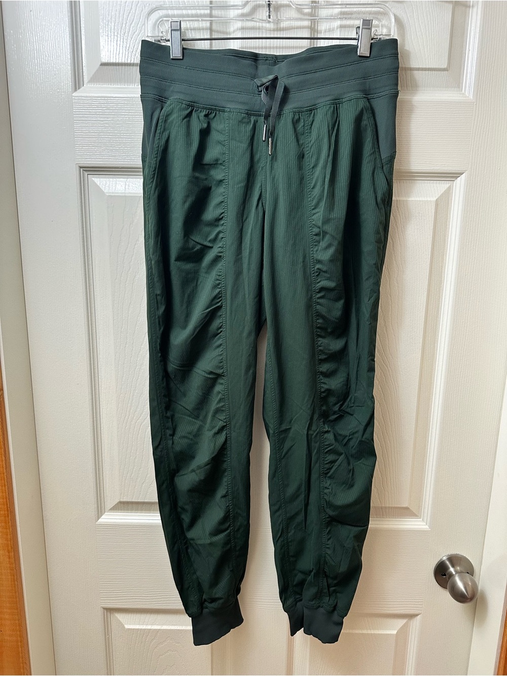 Lululemon Dance Studio Mid-Rise Jogger Size 6